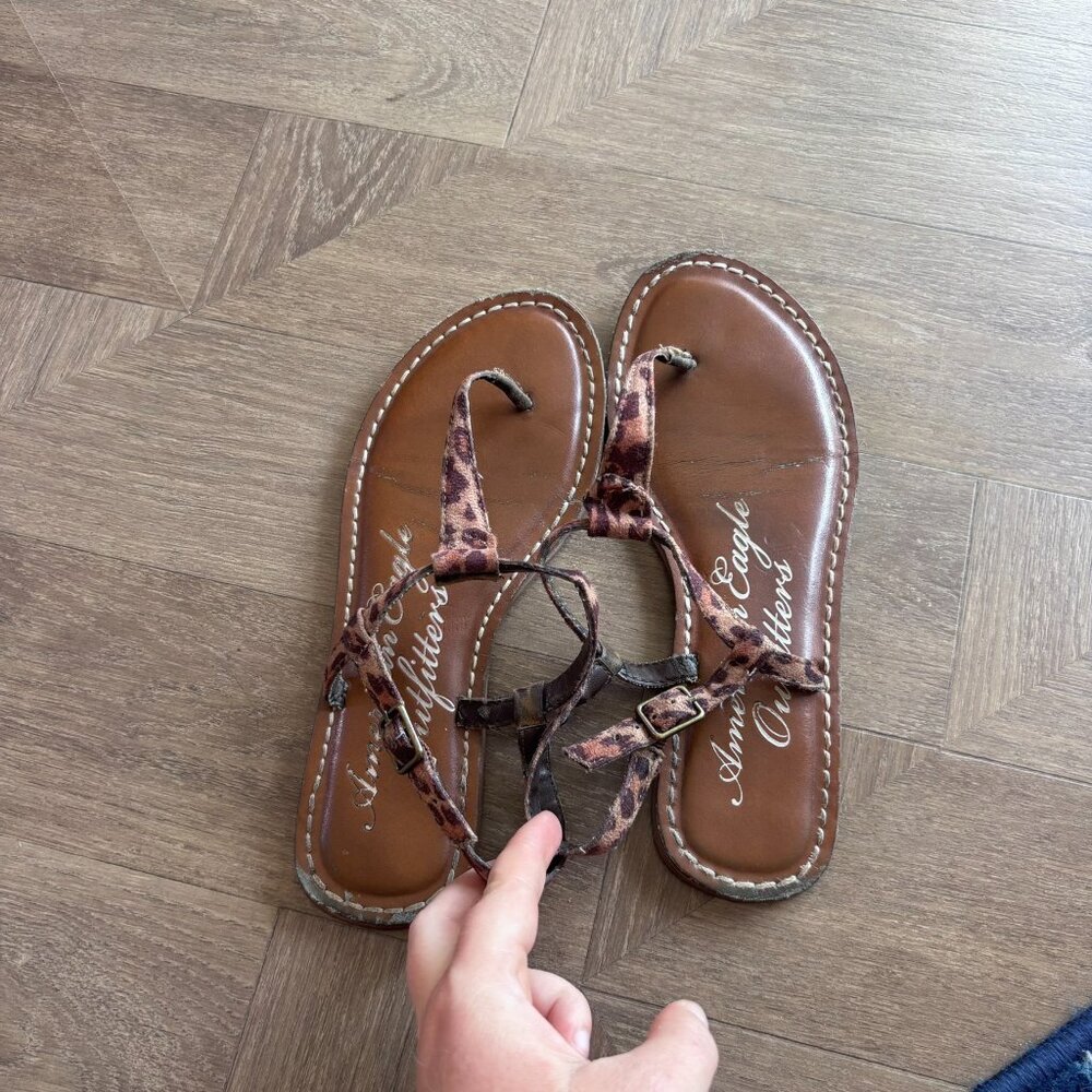 American Eagle Outfitters Leopard Buckle Thong Sandals. - Picture 3 of 9